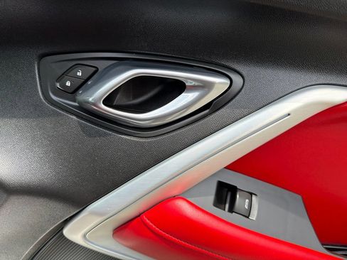 Used 2021 Chevrolet Camaro SS RWD image 12