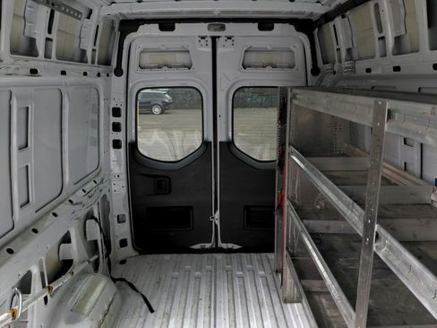 Used 2022 Mercedes-Benz Sprinter 144 Cargo w/ Parking Package image 25