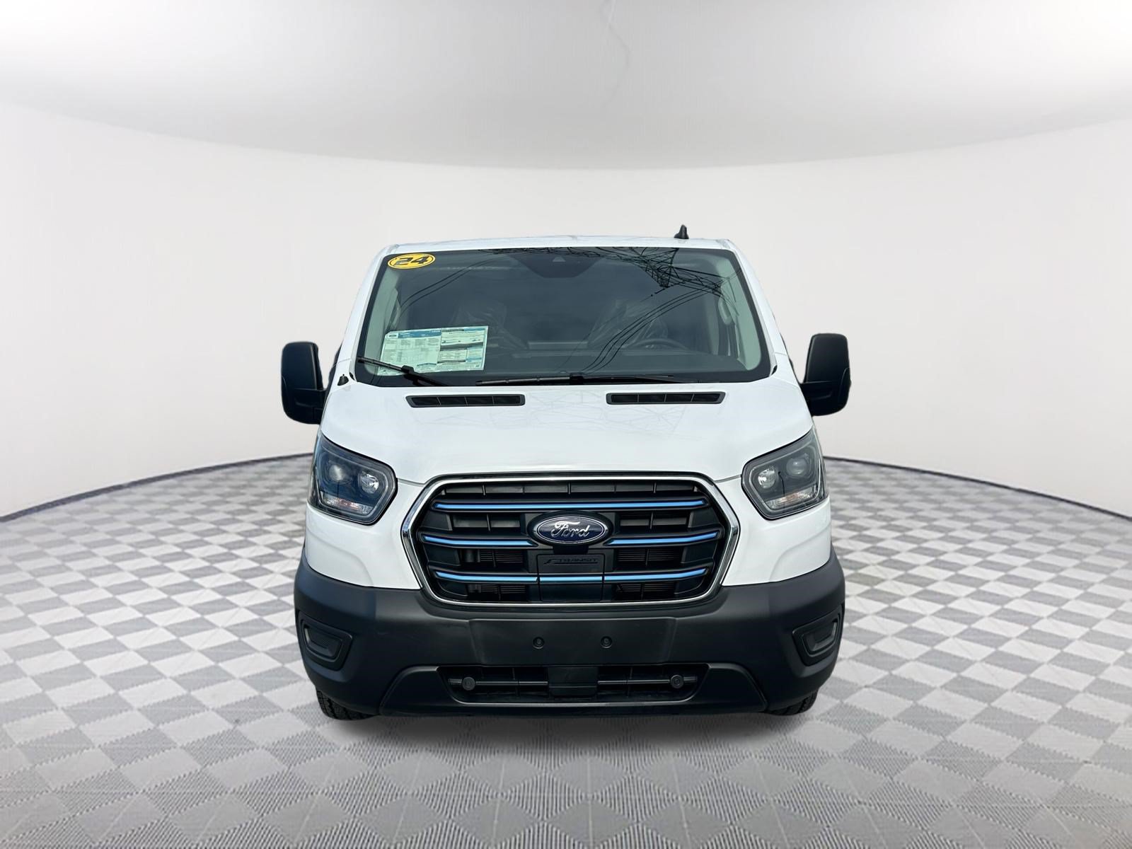 Used 2024 Ford E-Transit Low Roof RWD image 2
