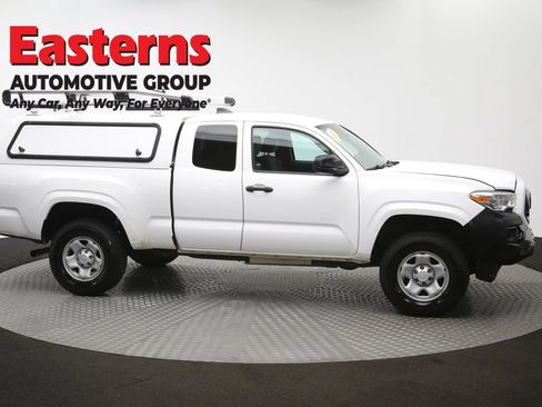 Used 2020 Toyota Tacoma SR RWD image 44