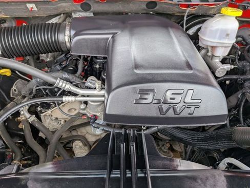 Used 2022 RAM 1500 Classic Warlock AWD/4WD image 35