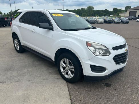 Used 2016 Chevrolet Equinox LS AWD/4WD image 3
