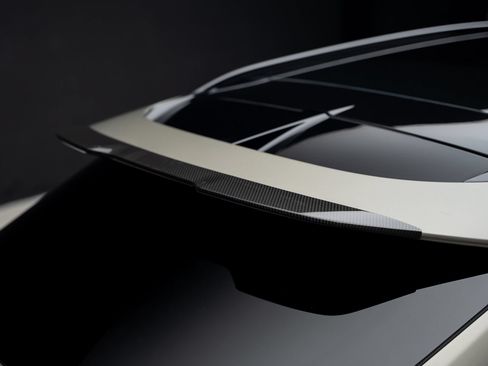 Used 2023 Aston Martin DBX 707 AWD/4WD image 32