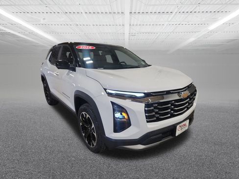 New 2026 Chevrolet Equinox LT w/ Convenience Package II image 4