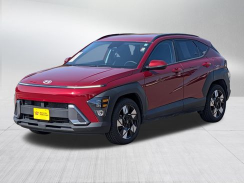 Used 2024 Hyundai Kona SEL FWD image 3