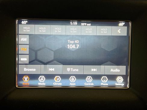 Used 2021 Jeep Grand Cherokee Laredo w/ Security & Convenience Group image 10