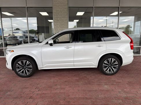Used 2021 Volvo XC90 T6 Momentum AWD/4WD image 14