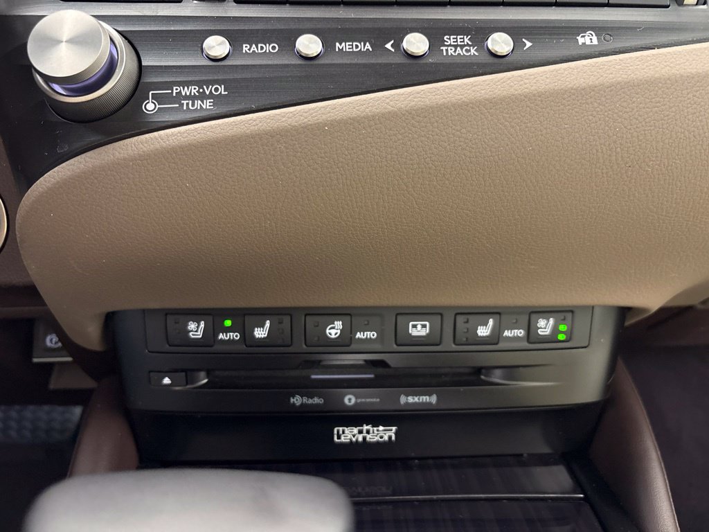 Used 2021 Lexus ES 350 Ultra Luxury w/ Accessory Package 2 FWD image 36