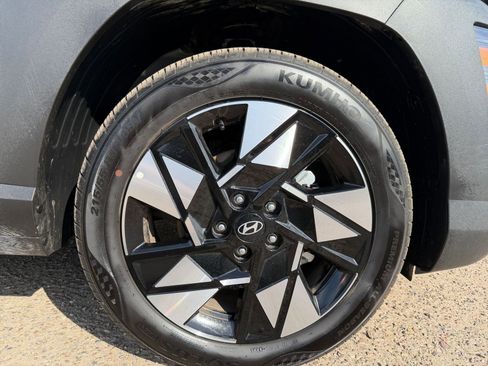 Used 2025 Hyundai Kona SEL image 30