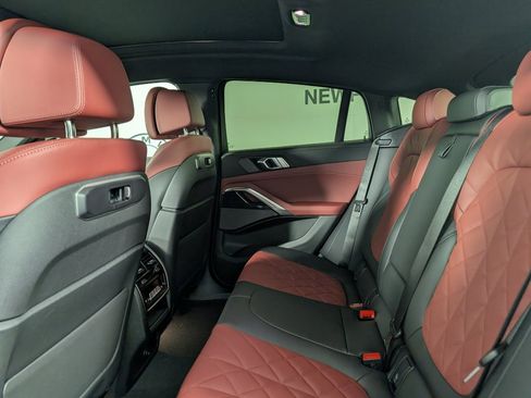 New 2026 BMW X6 xDrive40i w/ Climate Comfort Package image 13