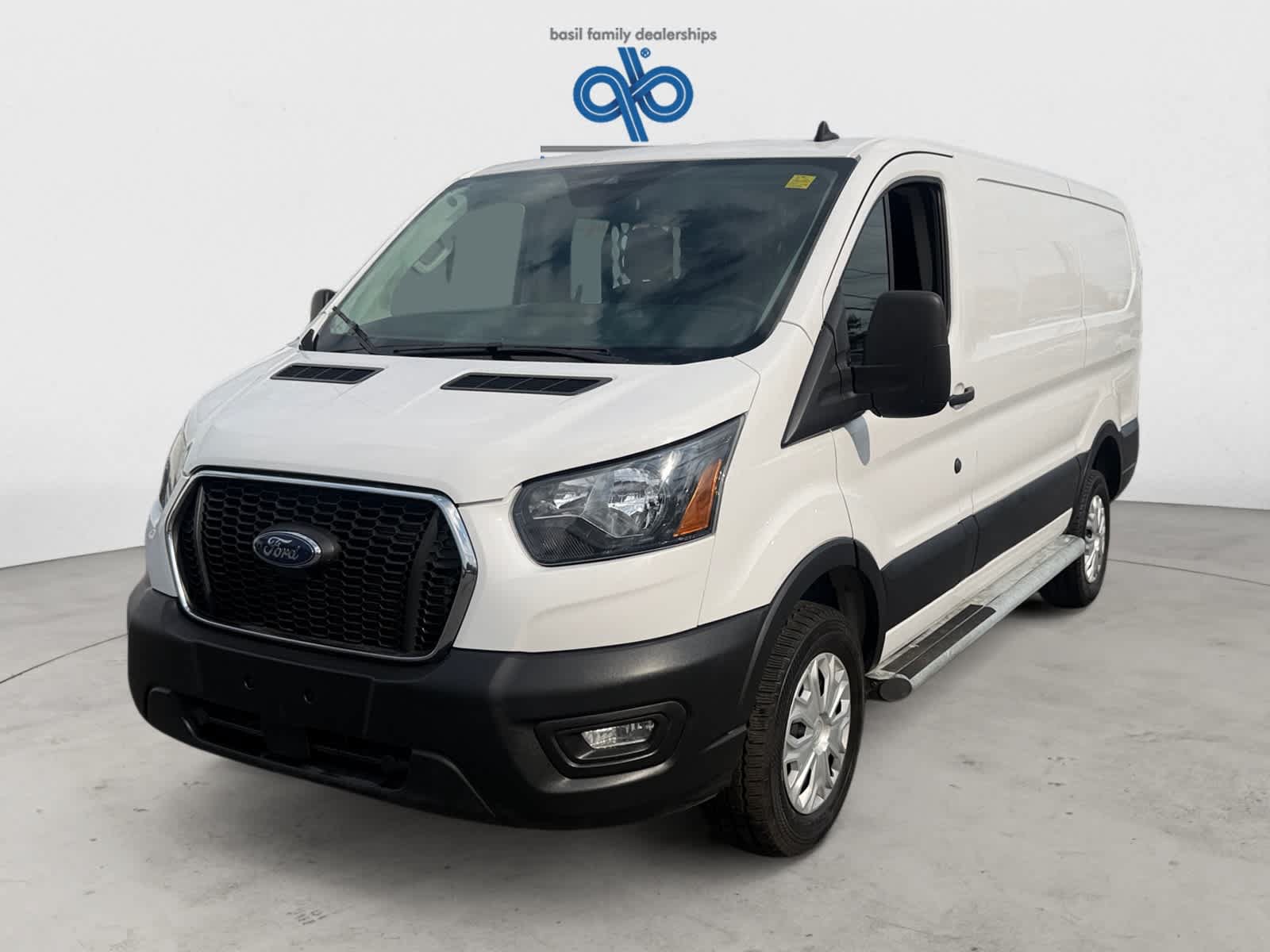 Used 2025 Ford Transit 250 Low Roof w/ Exterior Upgrade Package RWD image 2
