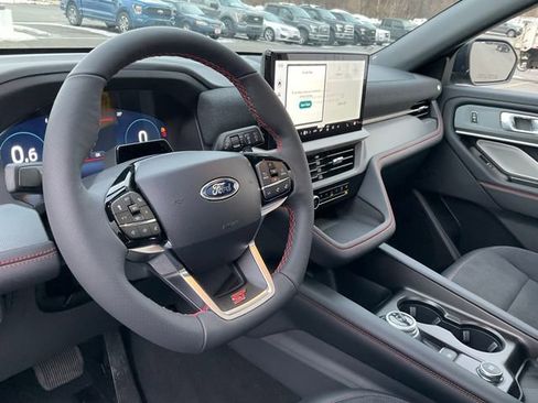 New 2026 Ford Explorer ST w/ Sun And Sound Package image 17
