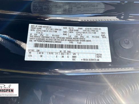 New 2025 Ford F350 Lariat w/ Lariat Ultimate Package image 13