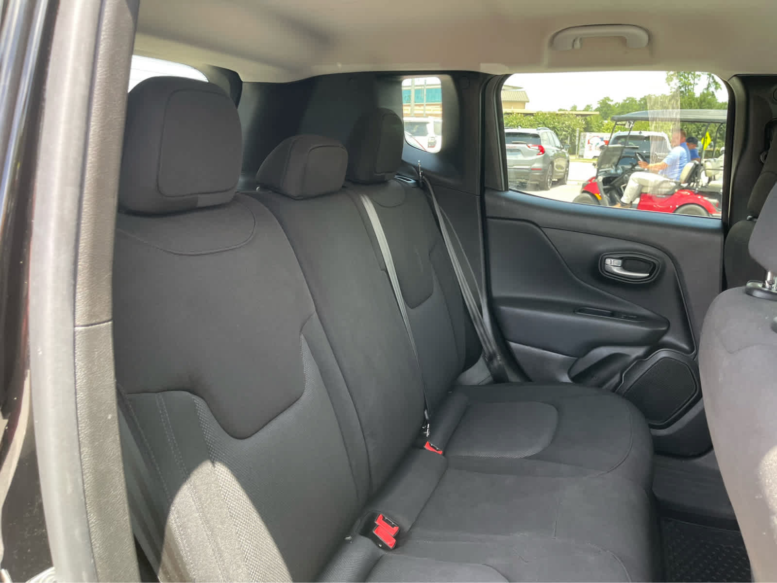 Used 2023 Jeep Renegade Latitude AWD/4WD image 23
