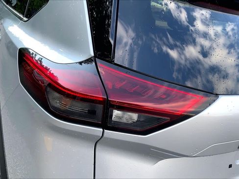 Used 2021 Nissan Rogue SV w/ Premium Package AWD/4WD image 28