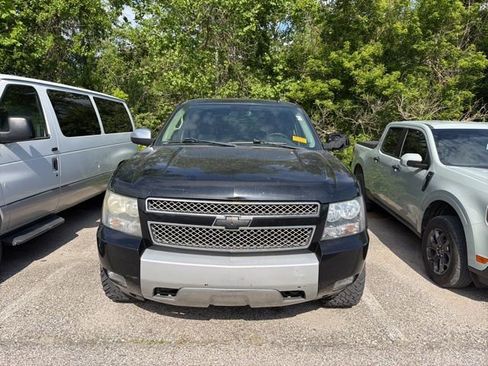 Used 2008 Chevrolet Avalanche LT w/ LT Preferred Equipment Group AWD/4WD image 3