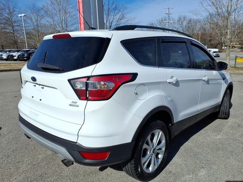 Used 2018 Ford Escape SE image 16