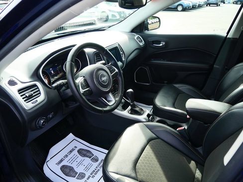 Used 2021 Jeep Compass Latitude w/ Convenience Group AWD/4WD image 9