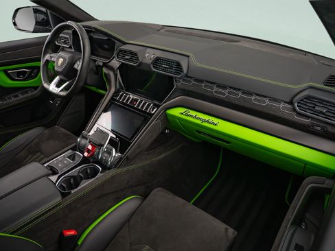Used 2023 Lamborghini Urus S AWD/4WD image 8