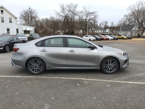 Used 2023 Kia Forte GT-Line w/ GT-Line Technology Package image 9