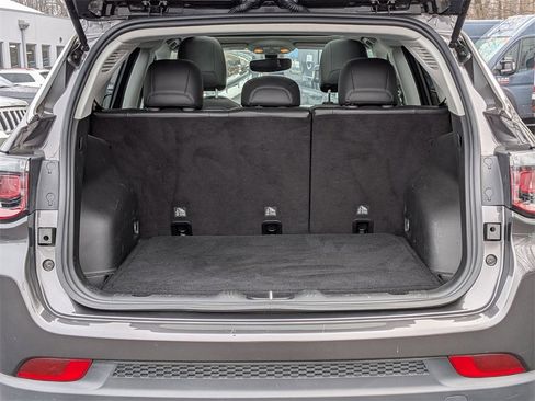 Certified 2019 Jeep Compass Latitude w/ Popular Equipment Group image 5