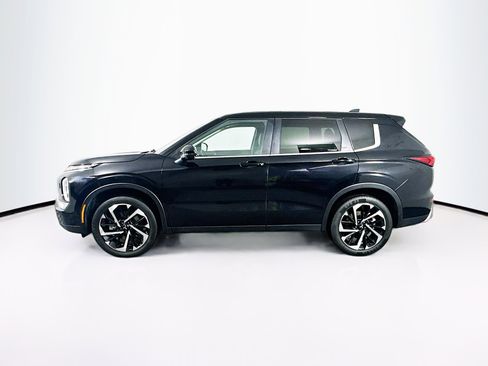 Used 2024 Mitsubishi Outlander SE AWD/4WD image 4