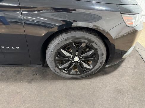 Used 2016 Chevrolet Impala LT FWD image 34