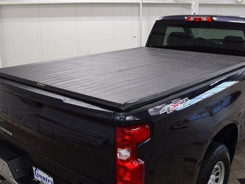 Used 2024 Chevrolet Silverado 1500 W/T w/ WT Value Package image 23