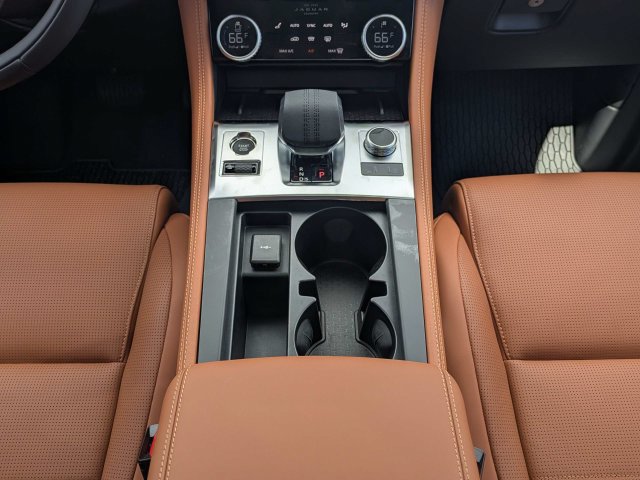 New 2026 Jaguar F-PACE R-Dynamic S AWD/4WD image 18