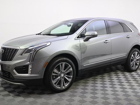 New 2025 Cadillac XT5 Premium Luxury w/ Technology Package image 2