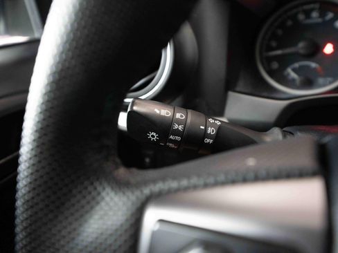 Used 2023 Toyota Tacoma SR5 AWD/4WD image 13