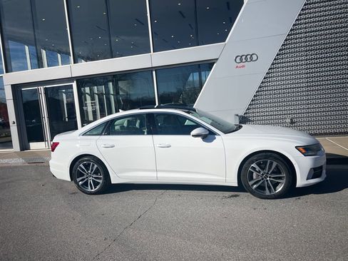 Used 2023 Audi A6 2.0T Premium w/ Convenience Package image 15