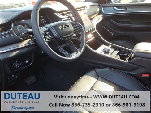 Used 2023 Jeep Grand Cherokee Overland image 13