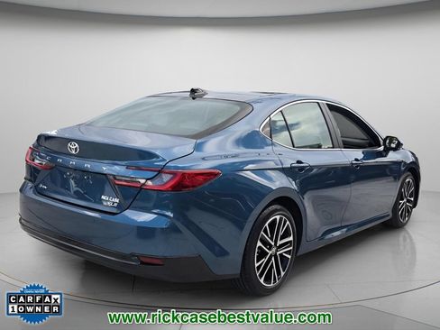 Used 2026 Toyota Camry XLE w/ Premium Plus Package FWD image 7