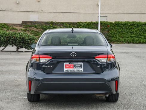 Used 2024 Toyota Corolla LE FWD image 8