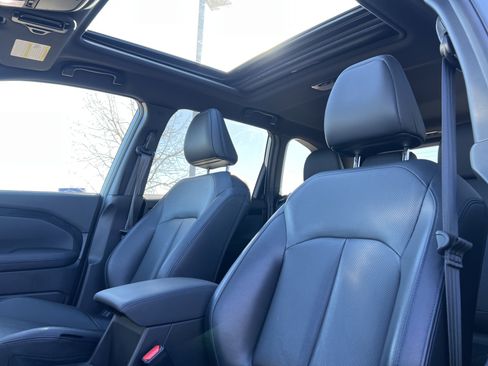 Used 2025 Subaru Forester Limited image 24