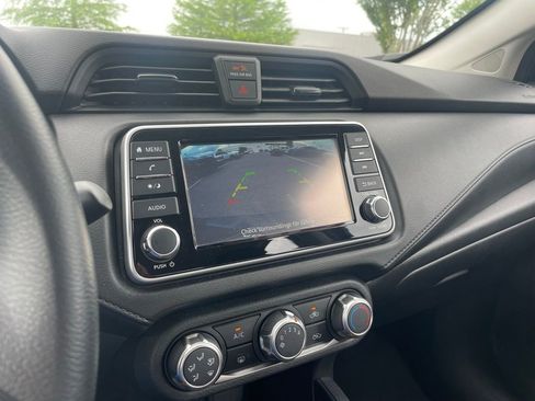 Used 2025 Nissan Versa S FWD image 15