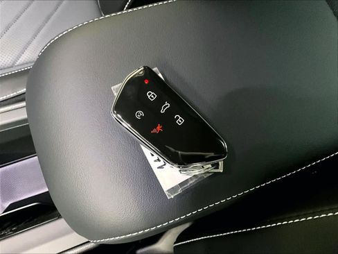 New 2026 Volkswagen Tiguan SE image 34