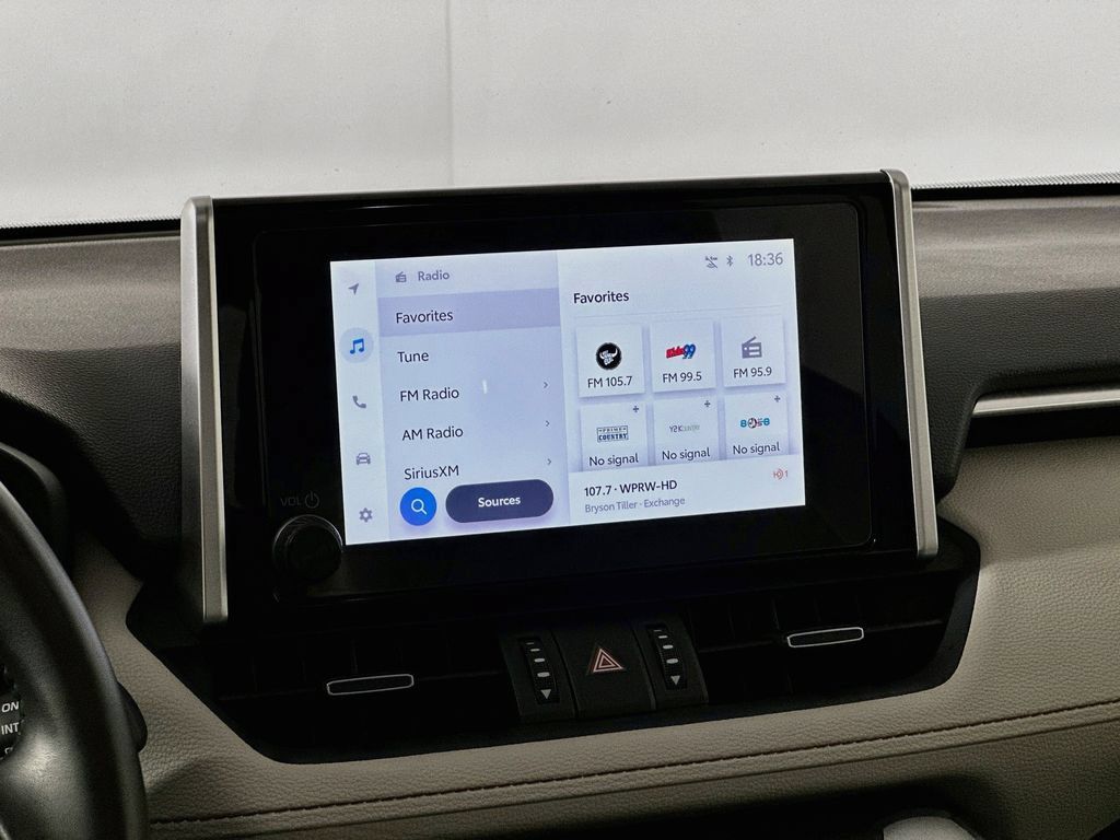 Used 2023 Toyota RAV4 XLE Premium FWD image 12