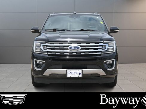 Used 2018 Ford Expedition Limited w/ Equipment Group 301A RWD image 2