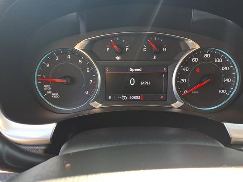 Used 2020 Chevrolet Traverse LT image 9