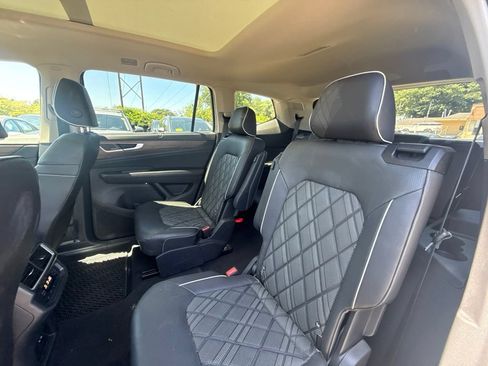 Used 2025 Volkswagen Atlas SEL Premium R-Line AWD/4WD image 15