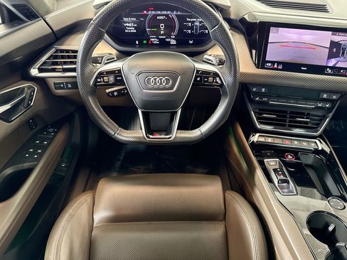 Used 2023 Audi RS e-tron GT w/ Carbon Performance Package image 20