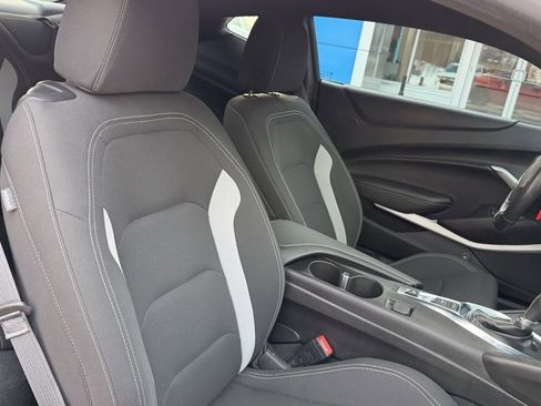 Used 2021 Chevrolet Camaro LT image 23