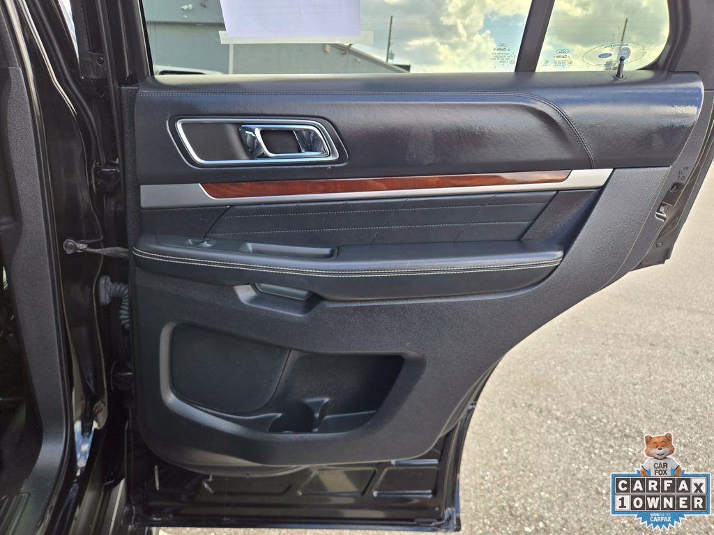 Used 2018 Ford Explorer Platinum AWD/4WD image 51