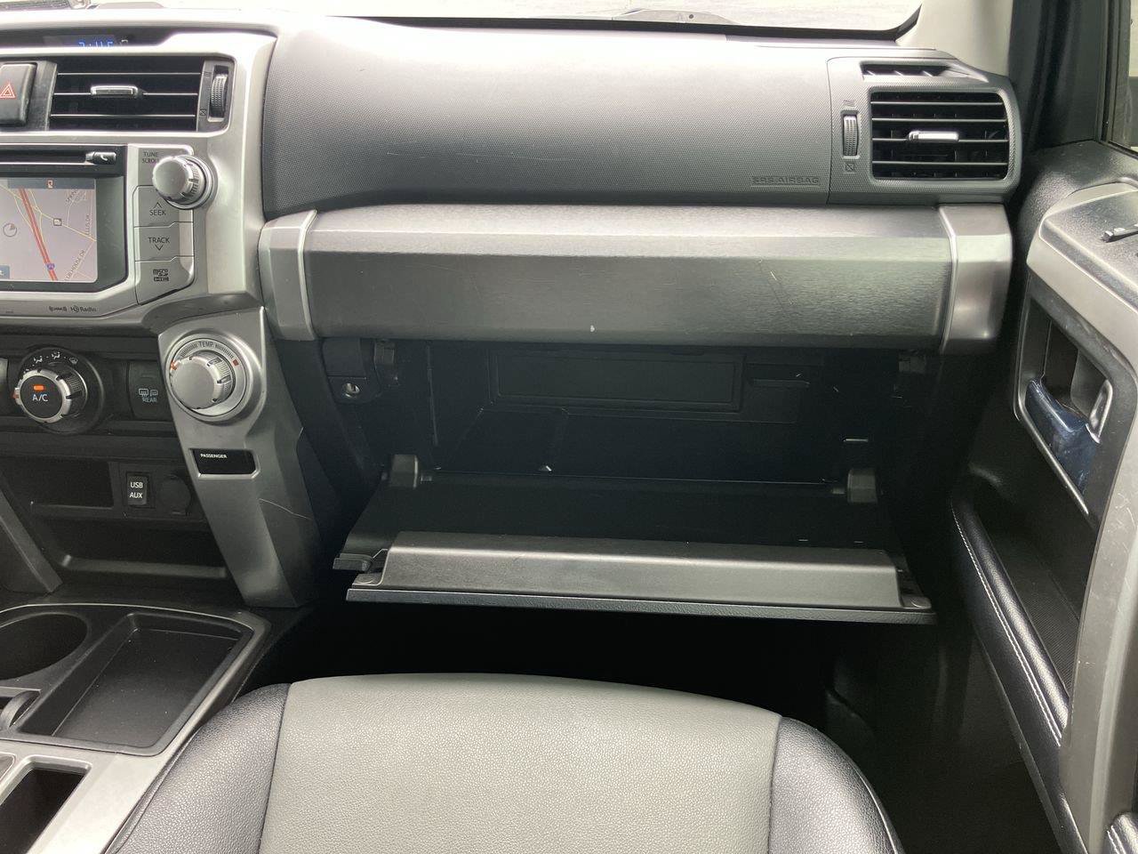 Used 2018 Toyota 4Runner SR5 Premium RWD image 16