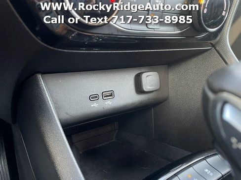 Used 2024 Buick Encore GX Sport Touring image 20