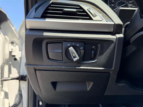 Used 2015 BMW 228i Coupe RWD image 28