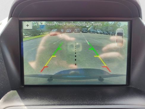 Used 2018 Ford Escape SEL FWD image 17