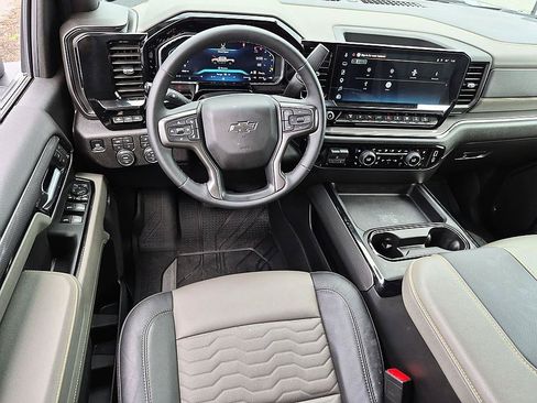 Certified 2026 Chevrolet Silverado 2500 ZR2 AWD/4WD image 31